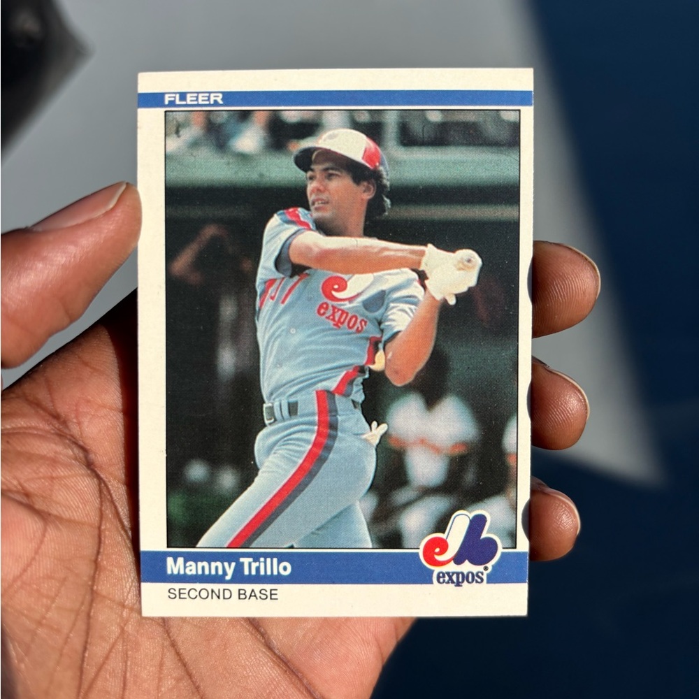 Fleer Manny Trillo Baseball Card